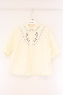 画像1: F i.n.t / クロッカス刺繍ヨーク切替シャツ  オフシロ O-26-04-06-022-CA-BL-IG-OS