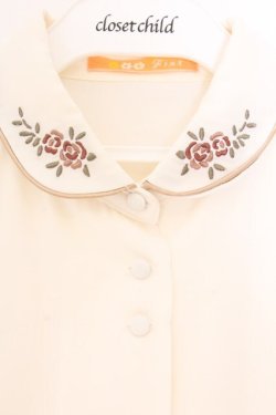 画像2: F i.n.t / 金縁ティーカップ衿ブラウス  アイボリー O-26-04-06-024-CA-BL-IG-OS