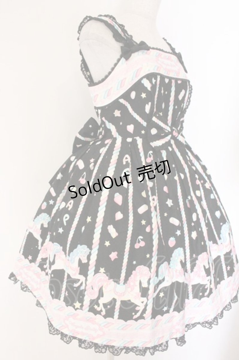 画像4: Angelic Pretty / Sugary Carnivalジャンパースカート  クロ O-26-04-07-068-AP-OP-OW-OS (4)