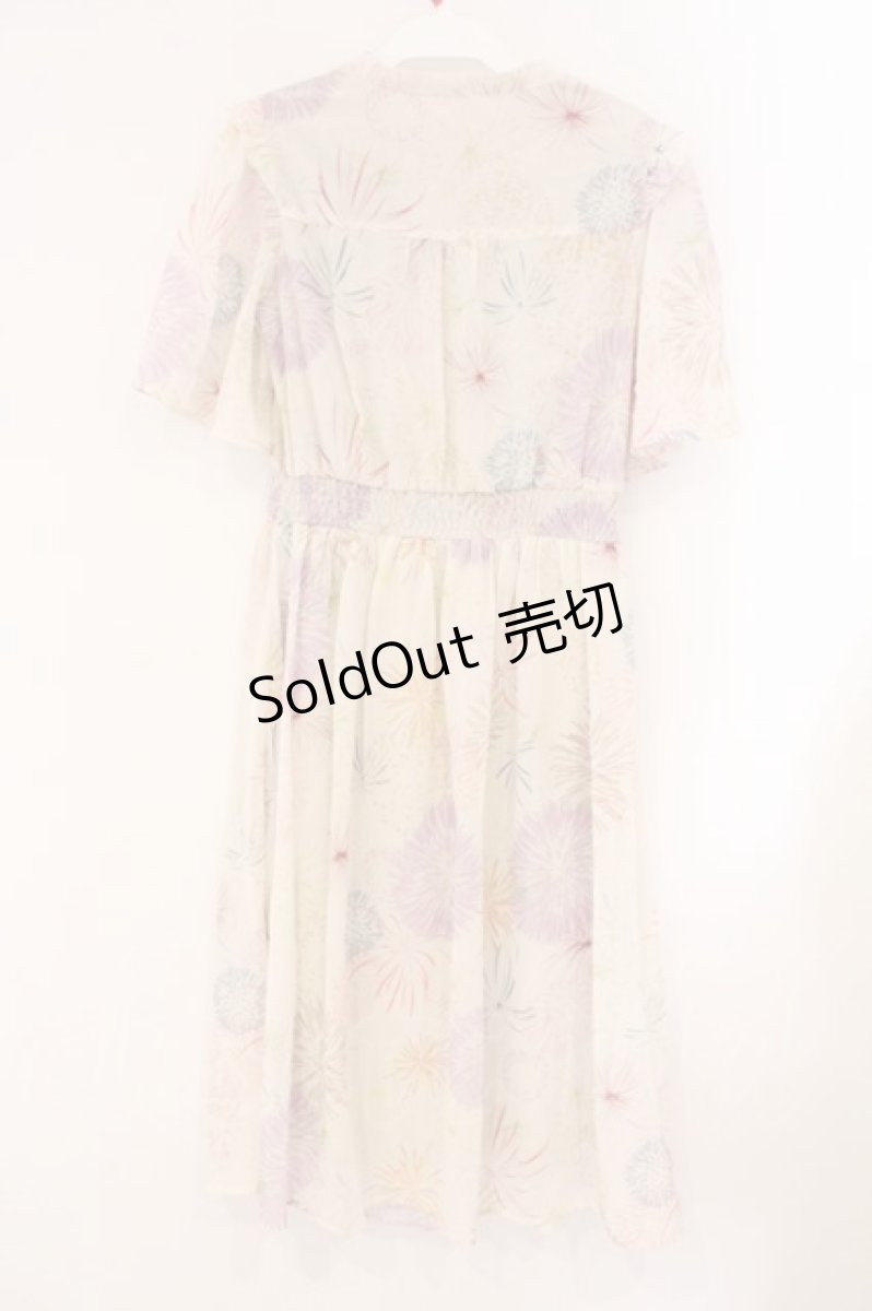 画像3: axes femme / 花火柄ワンピース F オフシロ O-26-04-09-044-AX-OP-IG-OS (3)