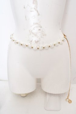 画像2: axes femme / ローズパールチェーンベルト  シロ×ゴールド O-26-04-09-1035-AX-ZA-IG-OS