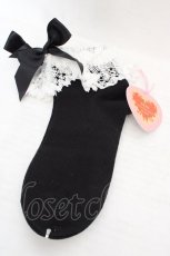 画像2: BABY,THE STARS SHINE BRIGHT / トーションレースクルー丈ソックス  クロ×シロ O-26-04-09-1062-BA-ZA-IG-OS (2)