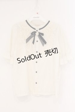 画像1: axes femme POETIQUE / 花ブローチ付プチスタンドブラウス M キナリ O-26-04-09-059-AX-BL-OW-OS