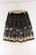 axes femme / カルーセル柄スカート  クロ O-26-04-10-039-AX-SK-IG-OS