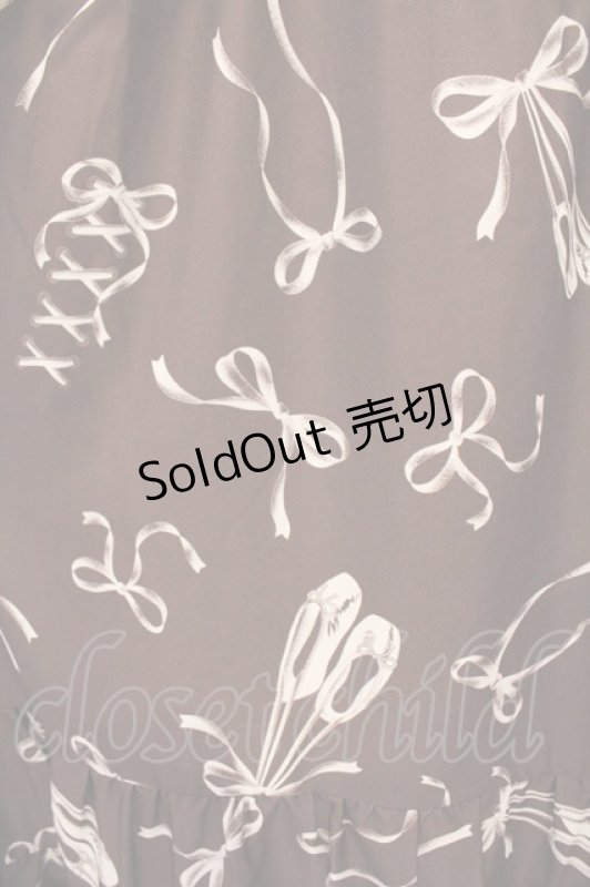 画像2: axes femme / トゥシューズ柄リボン付ワンピース F ブラウン O-26-04-13-026-AX-OP-IG-OS (2)