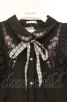 画像2: axes femme / リボン付ローズ刺繍ブラウス L クロ O-26-04-13-029-AX-TO-IG-OS (2)