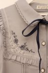 画像2: axes femme / 襟付刺繍ブラウス L グレー O-26-04-13-035-AX-BL-IG-OS (2)