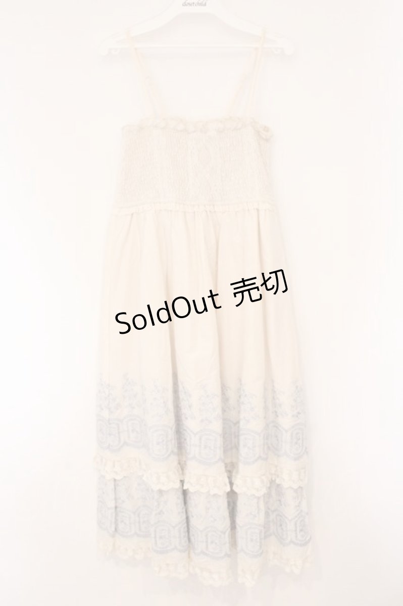 画像1: axes femme / 段々刺繍2WAYロングスカート  シロ×サックス O-26-04-13-056-AX-SK-IG-OS (1)