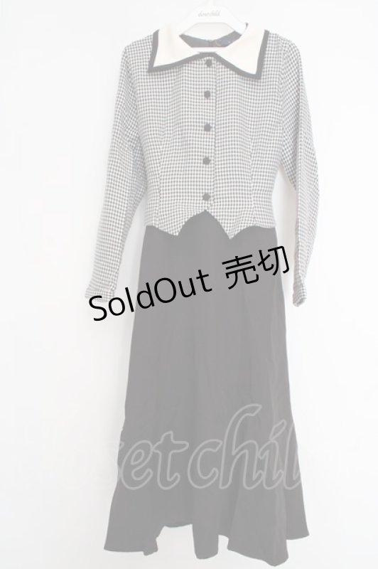 画像1: an another angelus / レイヤード風ギンガムフィット&フレアーワンピース F クロ×シロ O-26-04-14-1040-CA-OP-OW-OS (1)
