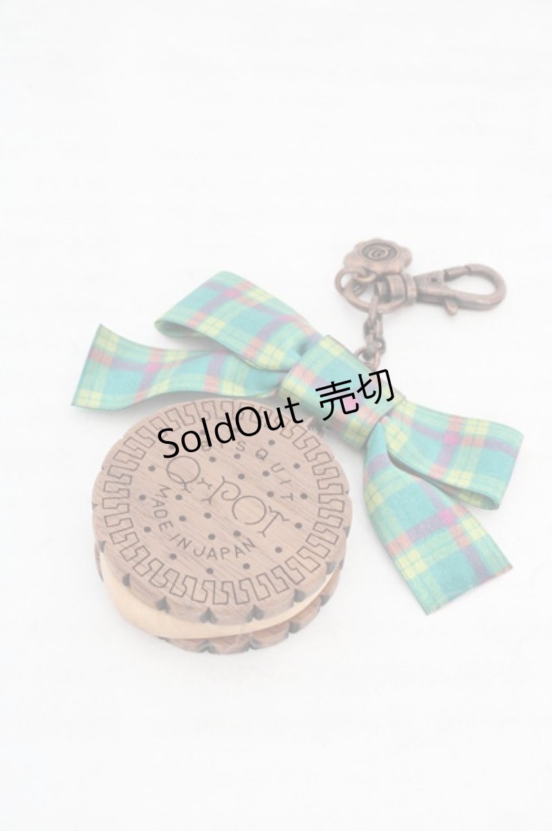 画像1: Q-pot. / MacMillan/Isetan Ribbon バッグチャーム   O-26-04-15-030-QP-ZA-OW-OS (1)