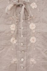 画像2: INGEBORG / 花モチーフ刺繍ノースリーブブラウス  ピンク O-26-04-16-080-LO-BL-IG-OS (2)