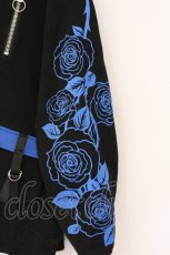 画像2: ililil / あのね。コラボ切り替えハイネックプリントパーカー  ブラック×ブルー O-26-04-18-065-PU-TO-IG-OS (2)