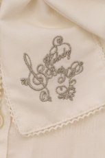 画像3: Melody BasKet / ロゴ刺繍リボンタイブラウス  アイボリー O-26-04-18-018-LO-BL-IG-OS (3)