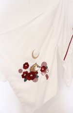 画像3: Amavel / 月夜の狐と寒椿 和風ブラウス  シロ×ワイン O-26-04-19-037-CA-BL-IG-OS (3)