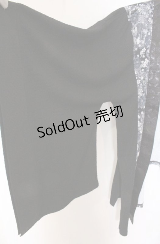 画像2: Qutie Frash / アシンメトリー振袖カーディガン  ブラック O-26-04-19-053-QU-TO-YM-OS (2)