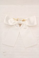 画像3: Amavel / パールバックル2wayリボンブローチ  シロ O-26-04-20-061-CA-AC-IG-ZT575-F001 (3)