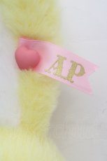画像3: Angelic Pretty / Fantasyリリカルバニーぬいぐるみポーチ  イエロー O-26-04-23-003-AP-BG-IG-OS (3)