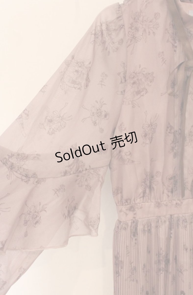 画像2: axes femme POETIQUE / フラワーキャットロングワンピース M ピンクベージュ O-26-04-25-1063-AX-OP-IG-OS (2)