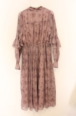 画像3: axes femme POETIQUE / フラワーキャットロングワンピース M ピンクベージュ O-26-04-25-1063-AX-OP-IG-OS (3)