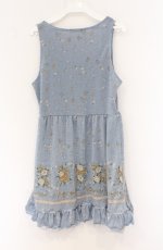 画像2: axes femme / フラワーパネルノースリワンピース  サックス O-26-04-25-1002-AX-OP-IG-OS (2)