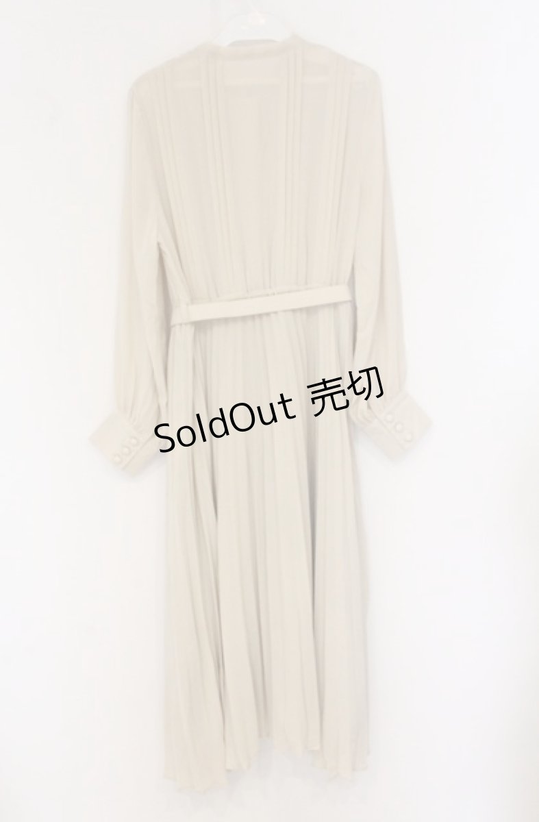 画像3: an another angelus / カラープリーツボウタイワンピース  アイボリー O-26-04-25-1027-CA-OP-IG-OS (3)