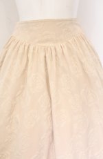 画像2: Eri Aino's collaboration / マノンローズ スカート M アイボリー O-26-04-27-052-PU-SK-OW-OS (2)