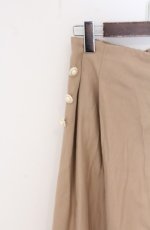 画像2: axes femme / ラップ風釦デザインガウチョパンツ M ベージュ O-26-04-27-006-AX-PA-OW-OS (2)