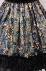 画像2: Dangerous nude / 孔雀の羽根と蝶々のベロアフリルワンピース  ブラック×グリーン O-26-04-27-065-PU-OP-OW-OS (2)