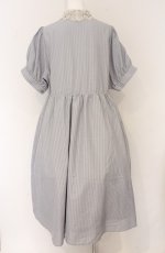 画像3: m petit by misako / レース襟ストライプワンピース 4L サックス O-26-04-27-1062-LO-OP-IG-OS (3)