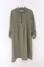 画像1: axes femme / 袖刺繍Aラインシャツワンピース M グリーン O-26-04-27-1013-AX-OP-IG-OS (1)
