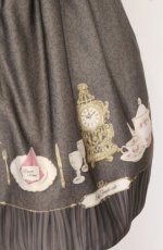 画像2: Emily Temple cute / Banquet room ノースリーブワンピース M ブラウン（本体はカーキグリーンに近い色味） O-26-04-27-1016-ET-OP-OW-OS (2)