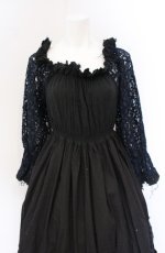 画像2: Dangerous nude / レーススリーブガーゼワンピース F ブラック×ブルー O-26-04-27-069-PU-OP-OW-OS (2)