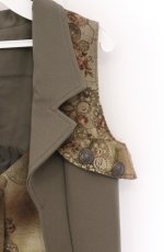 画像3: ALICE and the PIRATES / 時の歯車と永劫のエルドラド柄ベスト  カーキ O-26-04-27-078-PA-TO-OW-OS (3)