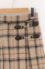 画像2: axes femme POETIQUE / シャギーチェックスカート M ベージュ O-26-04-27-025-AX-SK-OW-OS (2)
