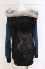 画像2: Qutie Frash / 和柄切り替えファーつきブルゾン  ブラック×グリーン O-26-04-28-001-QU-JA-OW-OS (2)