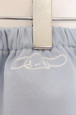 画像6: サンリオ / ドンキホーテ限定 シナモロール レッグウォーマー付フードワンピース L サックス O-26-04-30-022-LO-OP-IG-OS (6)