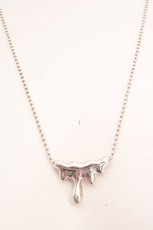 画像1: Q-pot. / シルバーメルトネックレス  シルバー O-26-05-01-078-QP-AC-OW-OS (1)