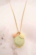 画像1: Q-pot. / 高島屋限定 ローズマカロンネックレス  ミント O-26-05-01-083-QP-AC-IG-OS (1)