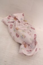 画像1: Maison de FLEUR / パティスリープリントキャンディポーチ  ピンク O-26-05-01-1057-LO-ZA-IG-OS (1)