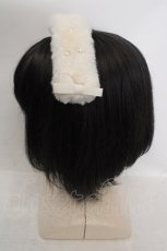 画像3: m petit by misako / ファーパールヘッドドレス  シロ O-26-05-01-1006-LO-AC-OW-OS (3)