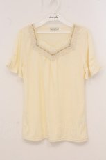 画像1: axes femme / ローズレースVネック半袖カットソー L アイボリー O-26-05-02-055-AX-TO-IG-OS (1)