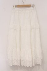 画像4: axes femme / ティアードコットンレーススカート M シロ O-26-05-04-063-AX-CO-IG-OS (4)