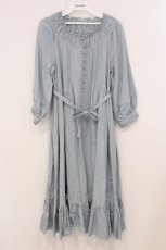 画像1: AmaStacia / 「八十日間世界一周」ビショップスリーブAラインワンピース S サックス O-26-05-04-069-LO-OP-IG-OS (1)