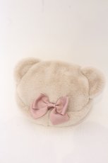 画像1: m petit by misako / AM*クマサンポーチ  ベージュ O-26-05-06-036-LO-ZA-OW-OS (1)