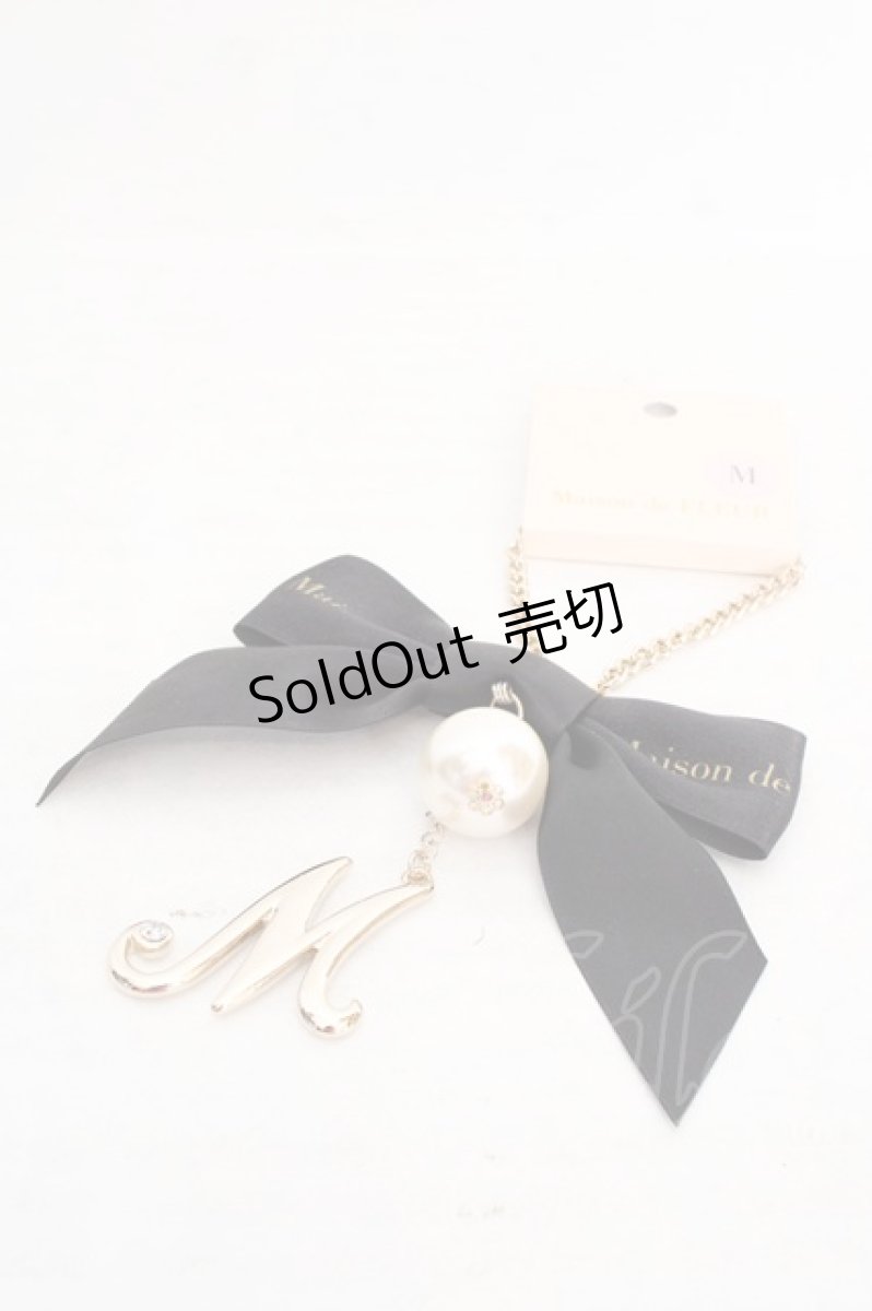 画像1: Maison de FLEUR / イニシャルバッグチャーム  クロ M O-26-05-07-1119-LO-ZA-IG-OS (1)