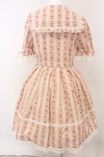 画像4: metamorphose / ドーリーコットン半袖ワンピース (花柄)  ピンク O-26-05-10-5045-ME-OP-OW-OS (4)