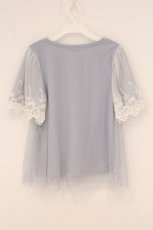 画像3: axes femme / レース重ね袖チュールプルオーバー F サックス O-26-05-11-009-AX-TO-OW-OS (3)