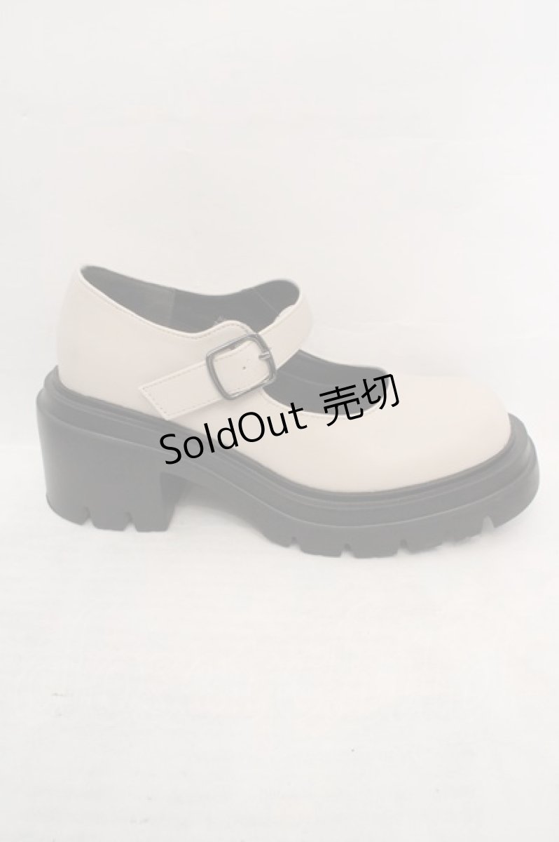 画像7: by あしながおじさん / メリージェーン ストラップパンプス 23.5cm アイボリー O-26-05-12-1043-LO-SH-IG-ZTK035 (7)