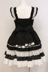 画像6: Angelic Pretty / Sweetフリルジャンパースカート  クロ×シロ O-26-05-12-082-AP-OP-IG-OS (6)