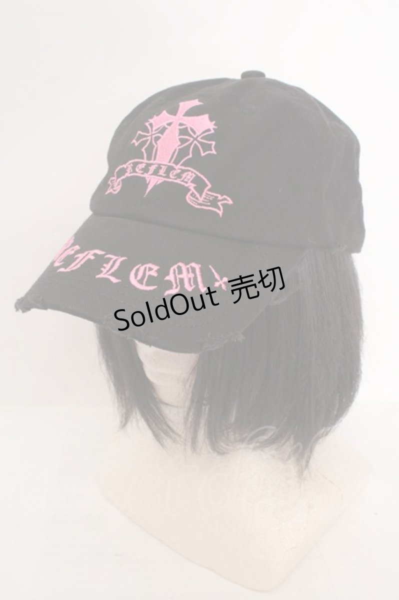 画像1: REFLEM / クロス刺繍ダメージデニムキャップ  ブラック×ピンク O-26-05-14-022-PU-AC-IG-ZT713 (1)